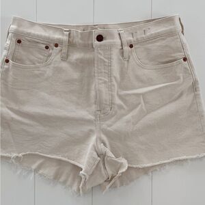 madewell jean short!